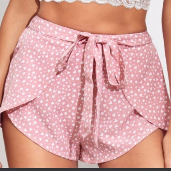 High waisted heart shorts - Picture 9 of 10